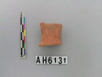 藏品(紅色細砂陶鈕)的圖片